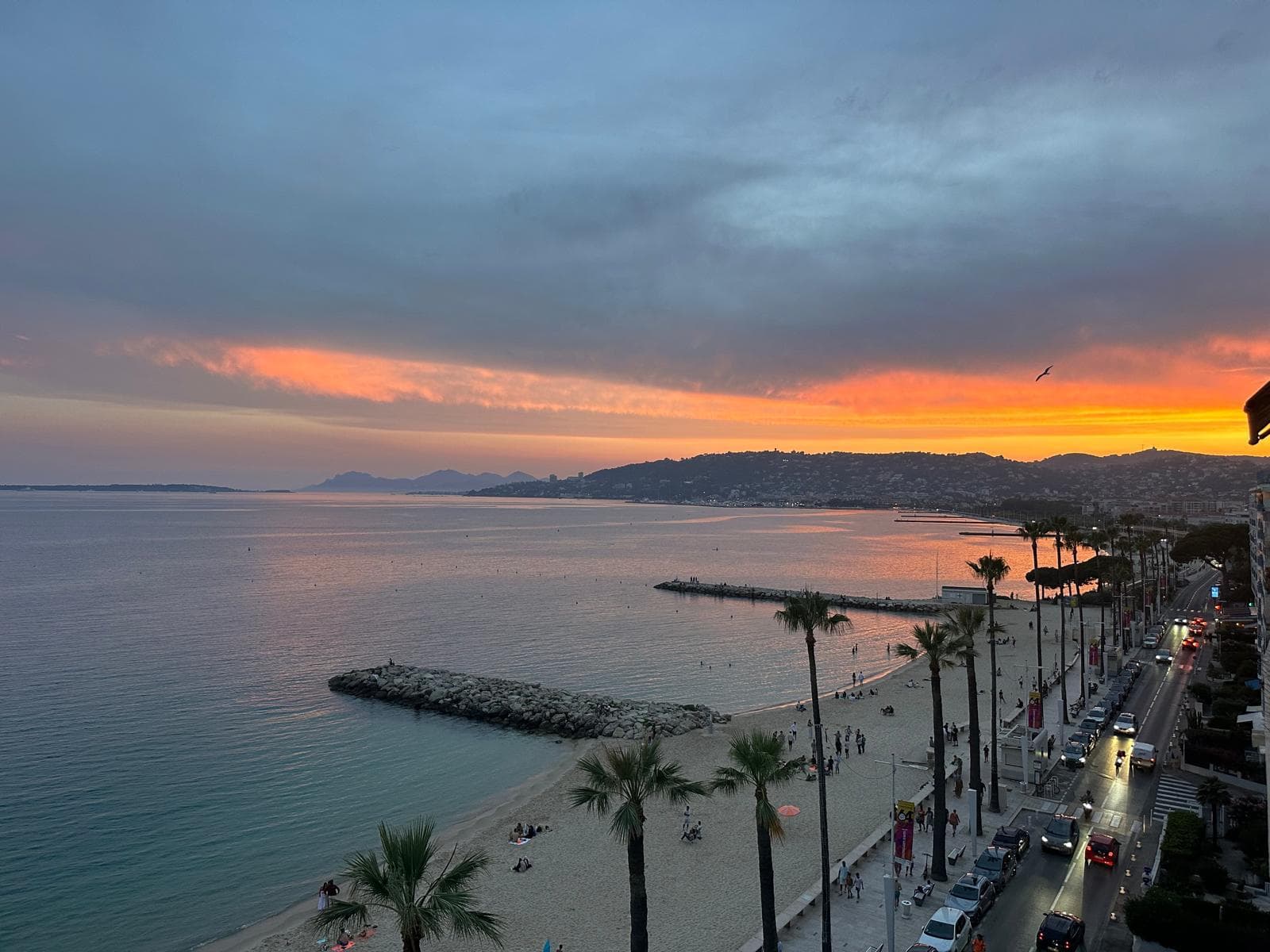 Coucher de soleil sur la baie de Juan-les-Pins